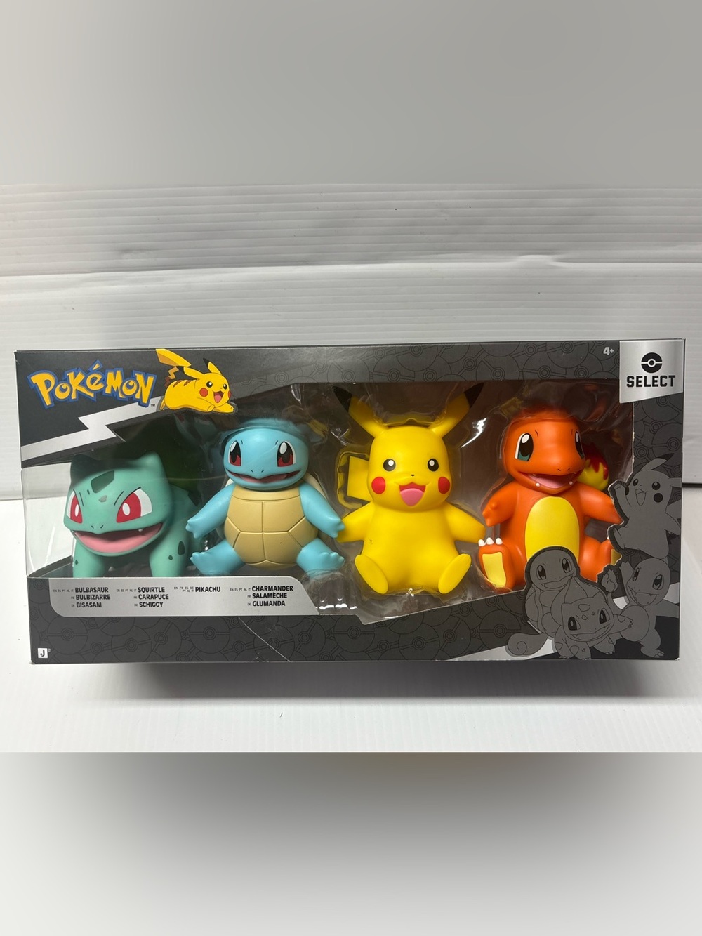 Pokémon Select Premium Collectible set of 4 Pikachu Charizard etc